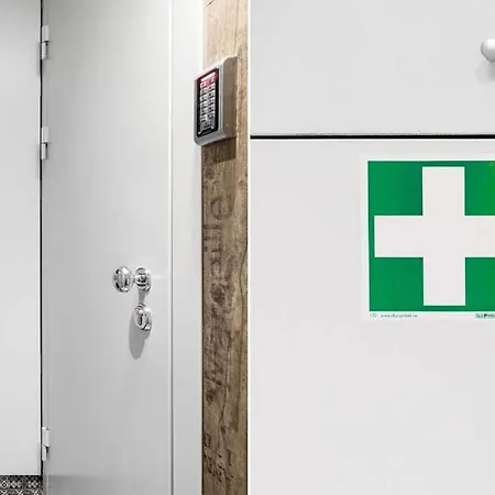 Stylish In The Center On Nafta Street Apartment *