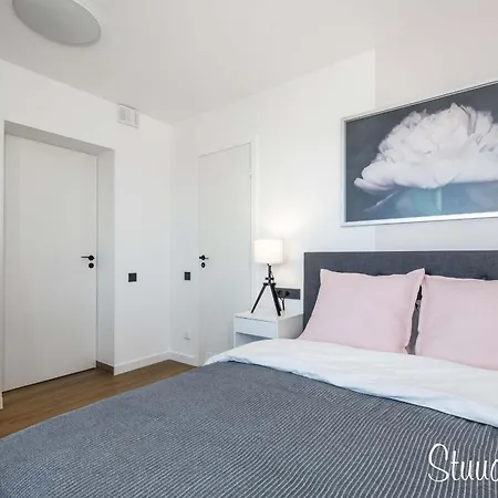 Stylish In The Center On Nafta Street